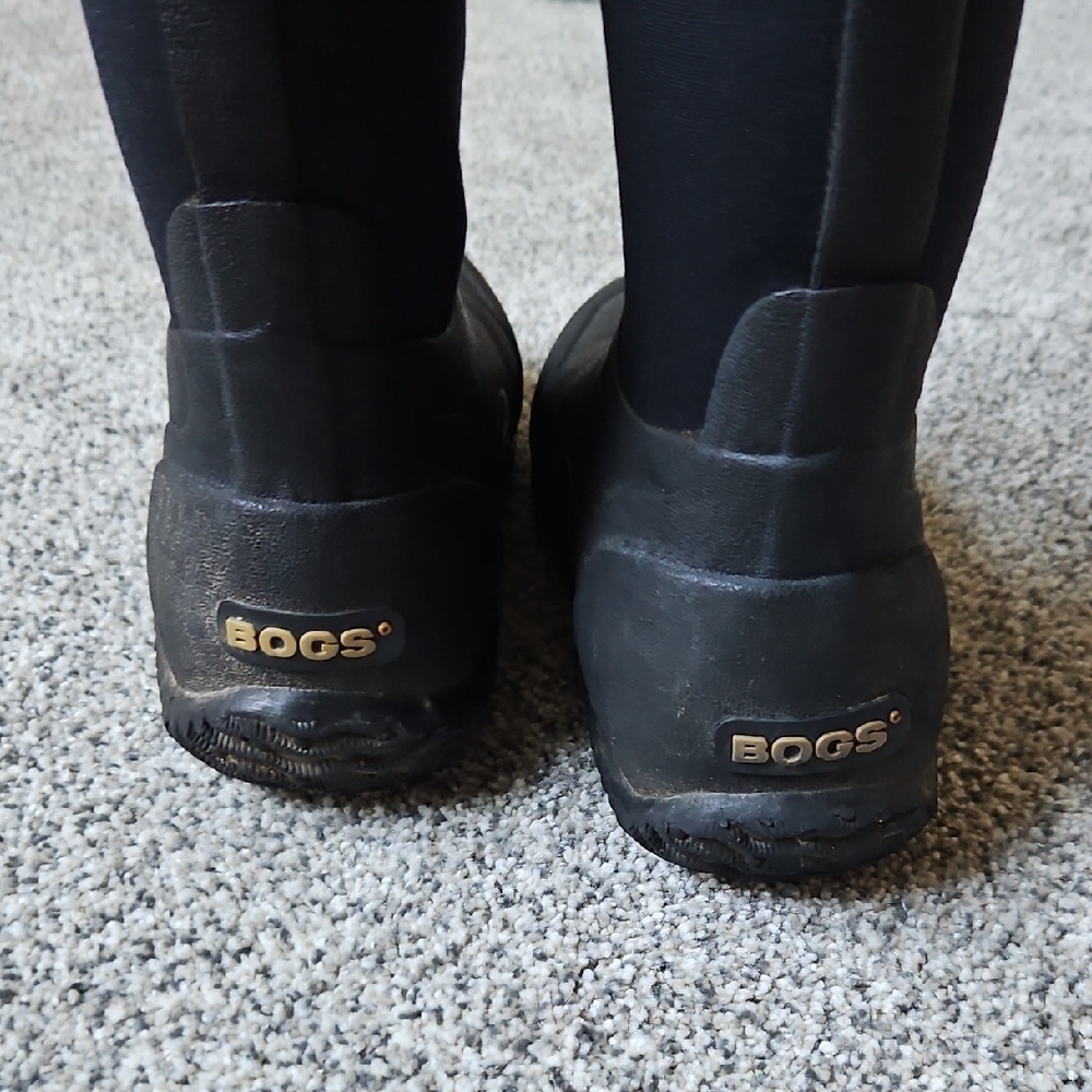 Bogs Black Rubber-Neoprene Waterproof Boots - Picture 3 of 6